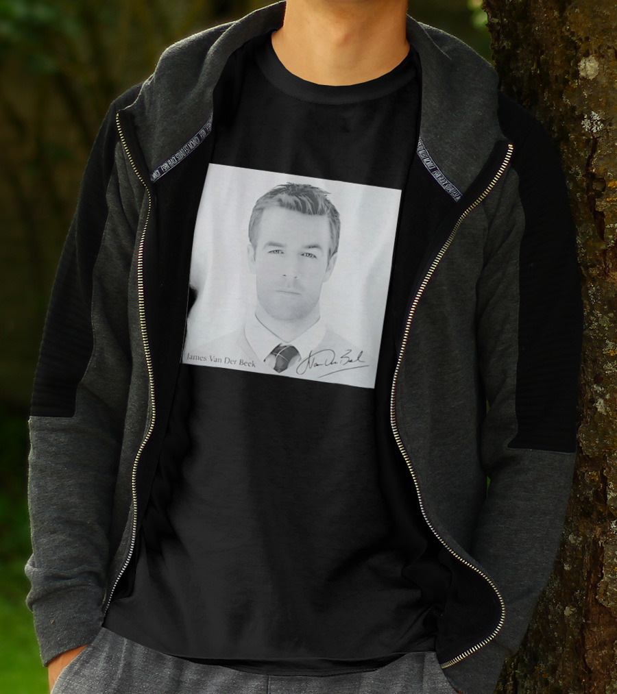 James Van Der Beek Autographed Memorial Photo T-Shirt