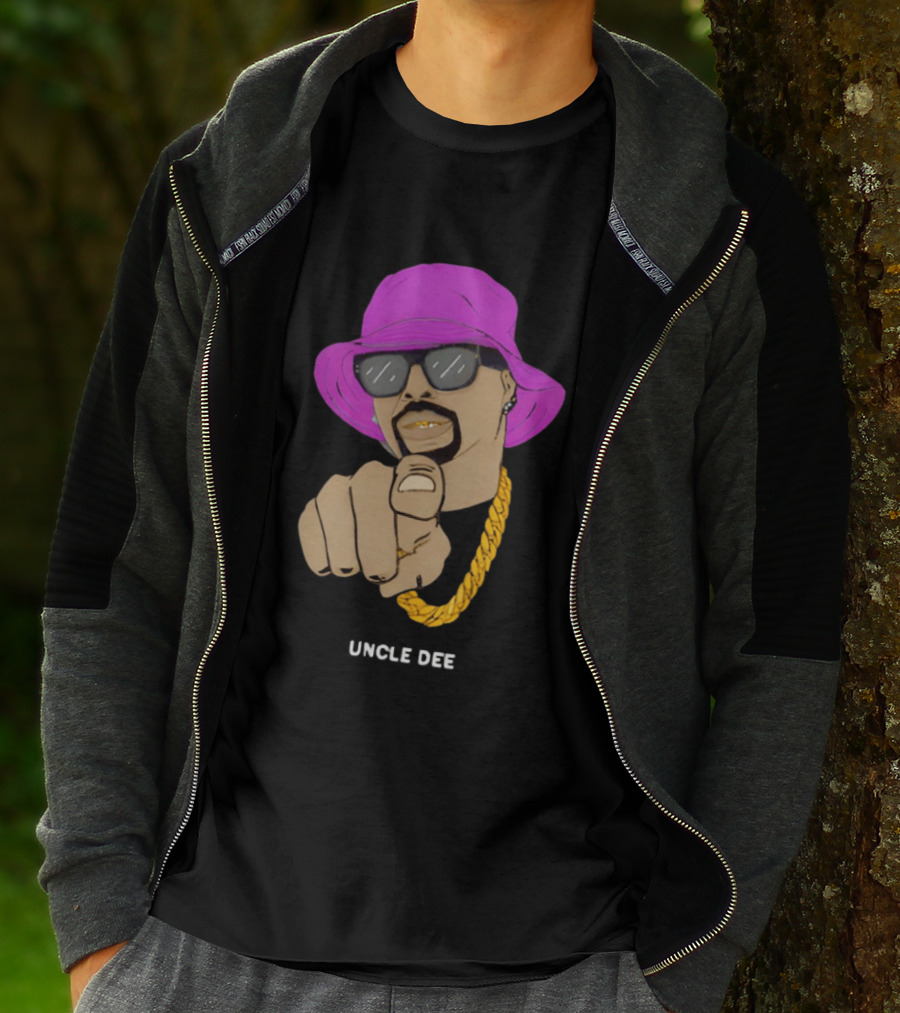 UNCLE DEE Finger Pointing Sunglasses Chain Purple Hat T-Shirt