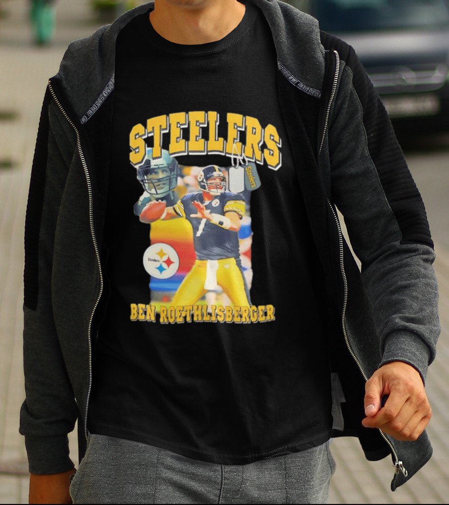 Steelers Ben Roethlisberger Pittsburgh Football Player With Dog Tag And Team T-Shirt