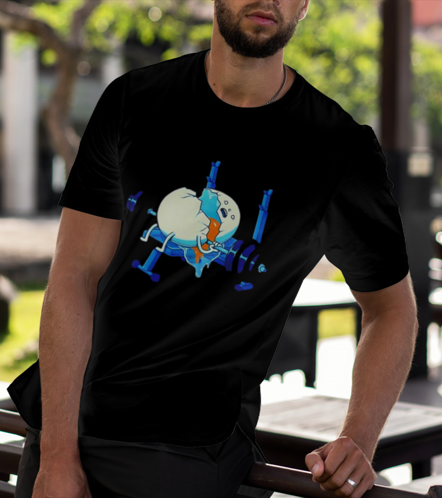 Cracked Egg Lifting Weights Funny Fitness Humor T-Shirt