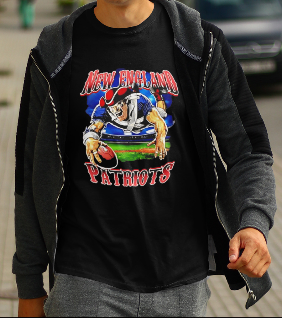 New England Patriots Mascot Diving With Football T-Shirt
