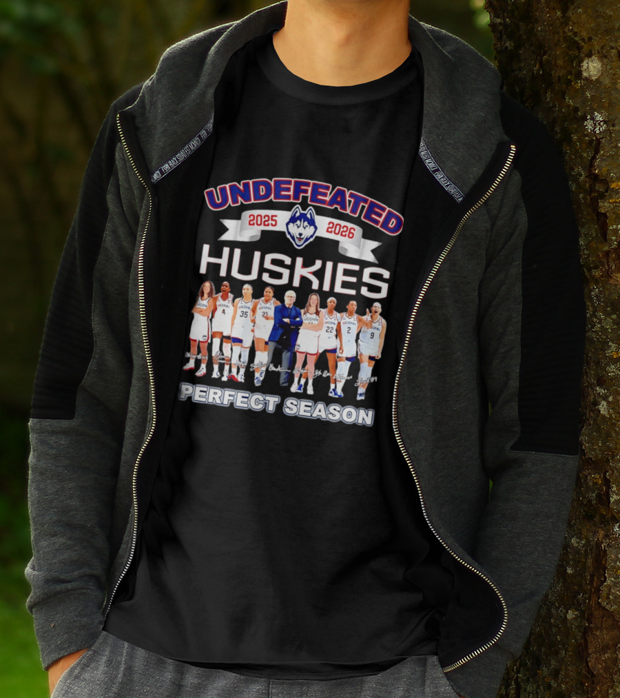 Undefeated UConn Huskies 2025 2026 Perfect Season T-Shirt
