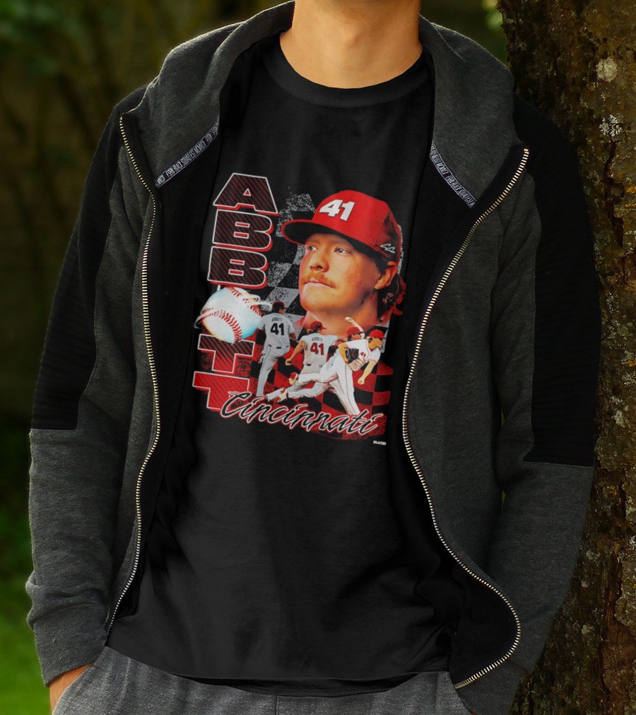 Cincinnati Reds Abbott 41 Baseball Pitcher Portrait Action T-Shirt