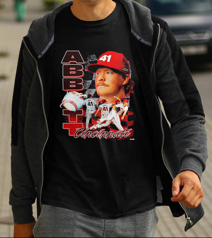 Cincinnati Reds Abbott 41 Baseball Pitcher Portrait Action T-Shirt