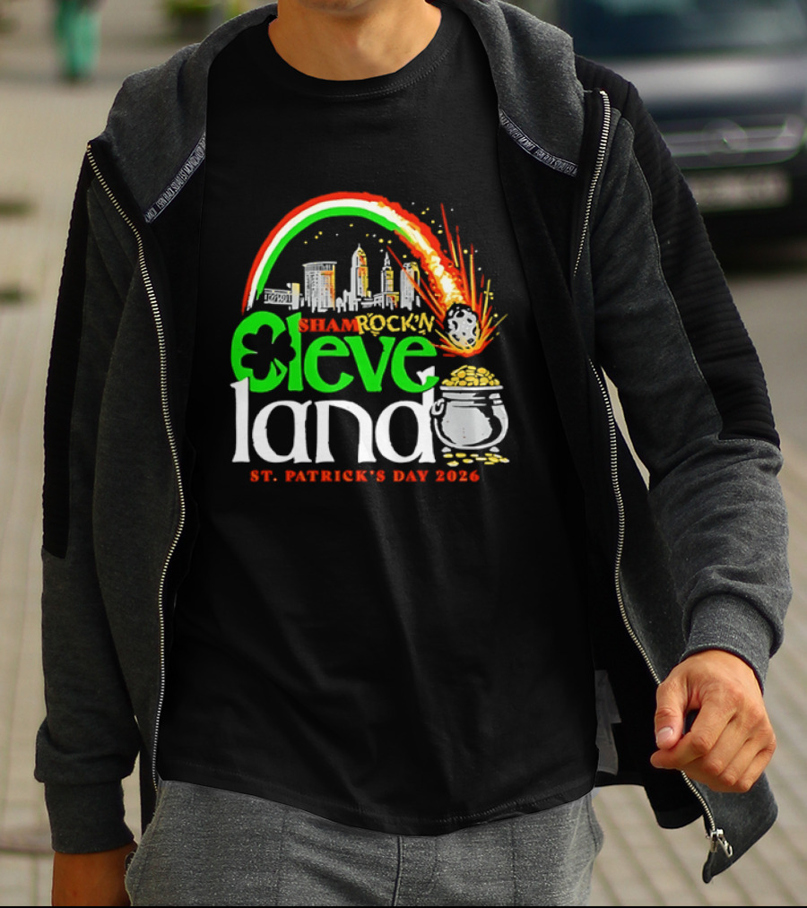 St Patrick's Day 2026 Shamrock'n Cleveland Land Skyline And Pot Of Gold T-Shirt