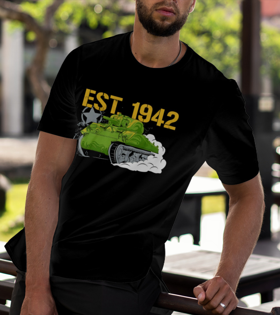 WW2 Sherman Tank EST 1942 World War II Historical Vehicle T-Shirt