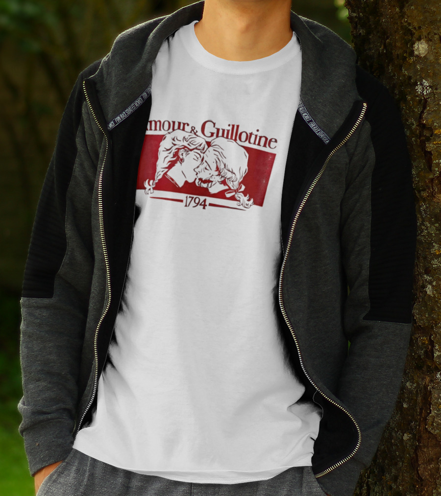 Amour And Guillotine 1794 Romantic Revolution Embrace T-Shirt