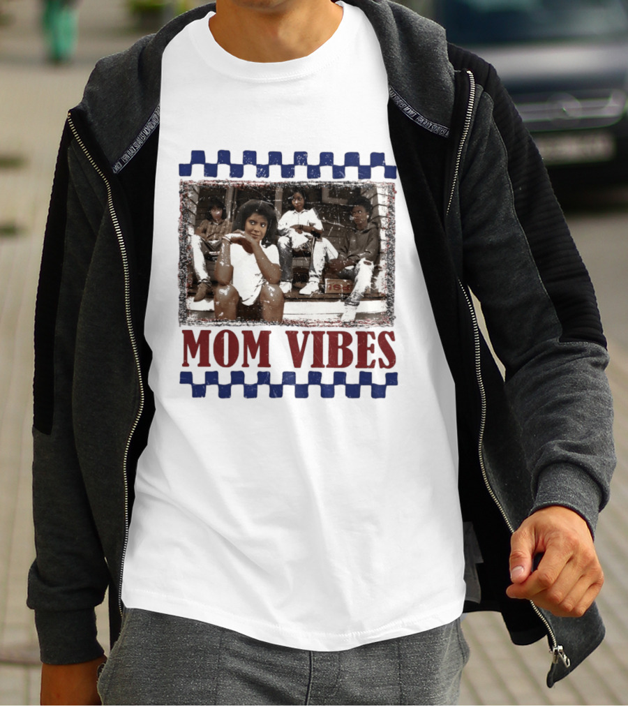 Mom Vibes Retro Mother's Day Family T-Shirt