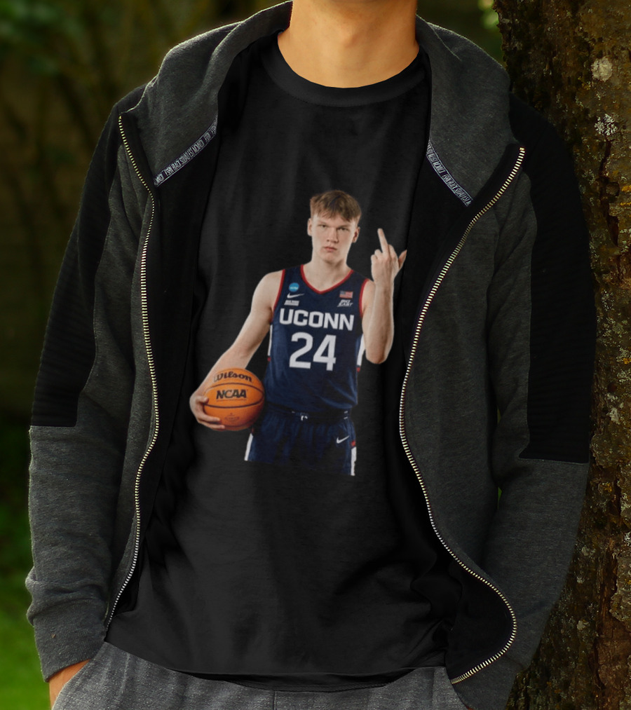 Braylon Mullins UConn Huskies 24 NCAA Basketball Middle Finger T-Shirt