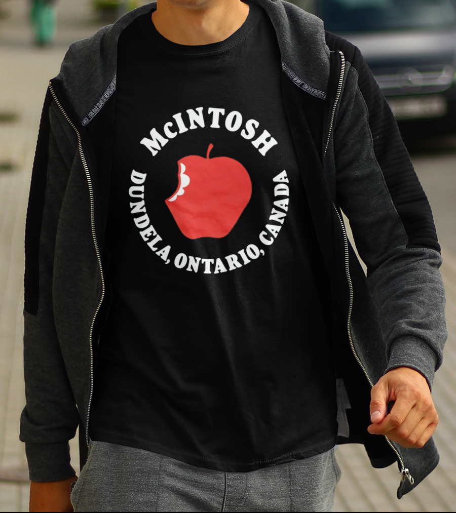 McIntosh Apple Dundela Ontario Canada Red Fruit T-Shirt