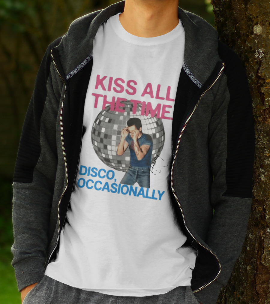 Kiss All The Time Disco Occasionally Retro Style Music Dance T-Shirt