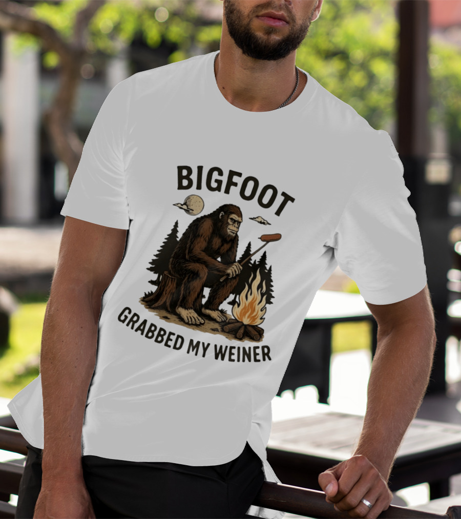 Bigfoot Grabbing My Weiner Campfire Sausage Grilling Moonlit Forest T-Shirt