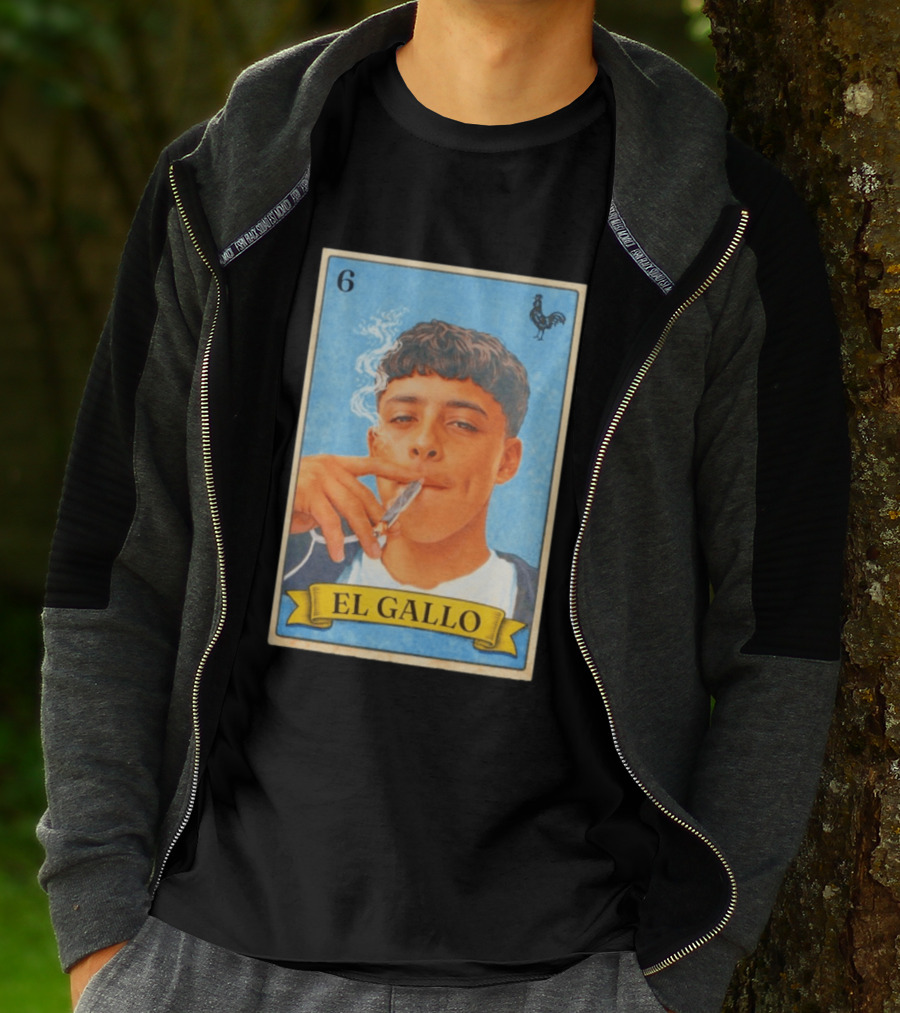 El Gallo Smoking Card 6 Rooster T-Shirt