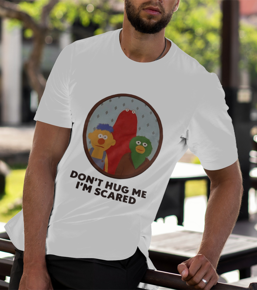 Don't Hug Me I'm Scared Puppet Characters Oval T-Shirt