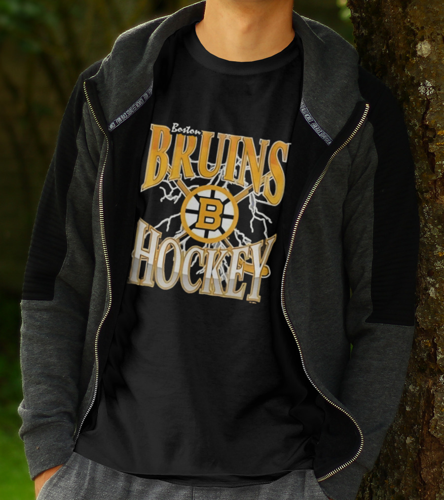 Boston Bruins Hockey B Logo Crossed Sticks Lightning T-Shirt