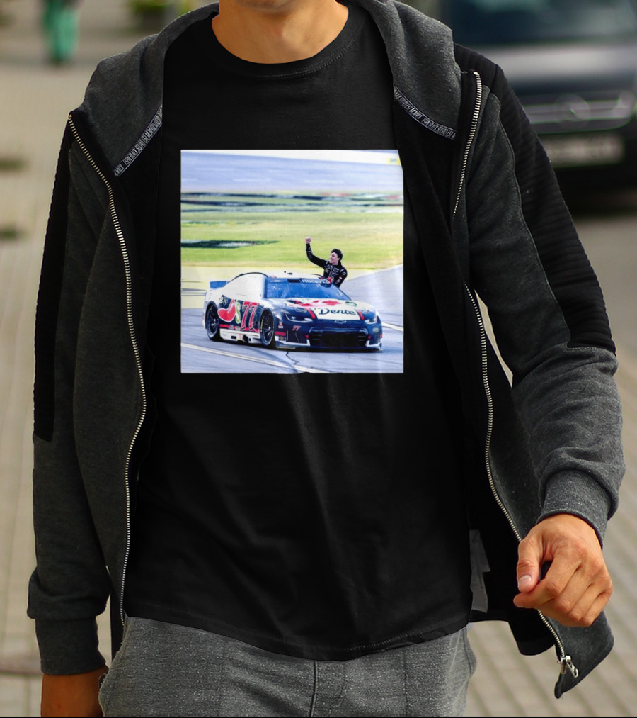 Carson Hocevar First Win Nascar Cup Series 2026 Talladega Number 77 Car Victory Celebrating Dente T-Shirt