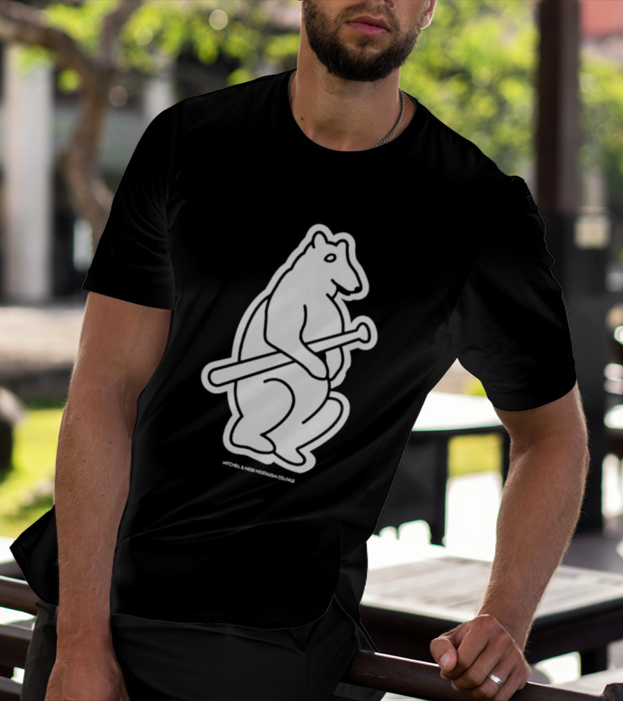 Chicago Cubs Mitchell & Ness Vintage Bear With Bat T-Shirt