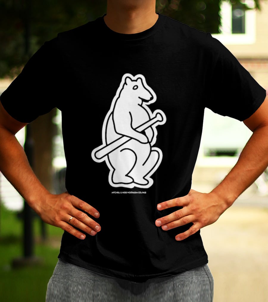 Chicago Cubs Mitchell & Ness Vintage Bear With Bat T-Shirt