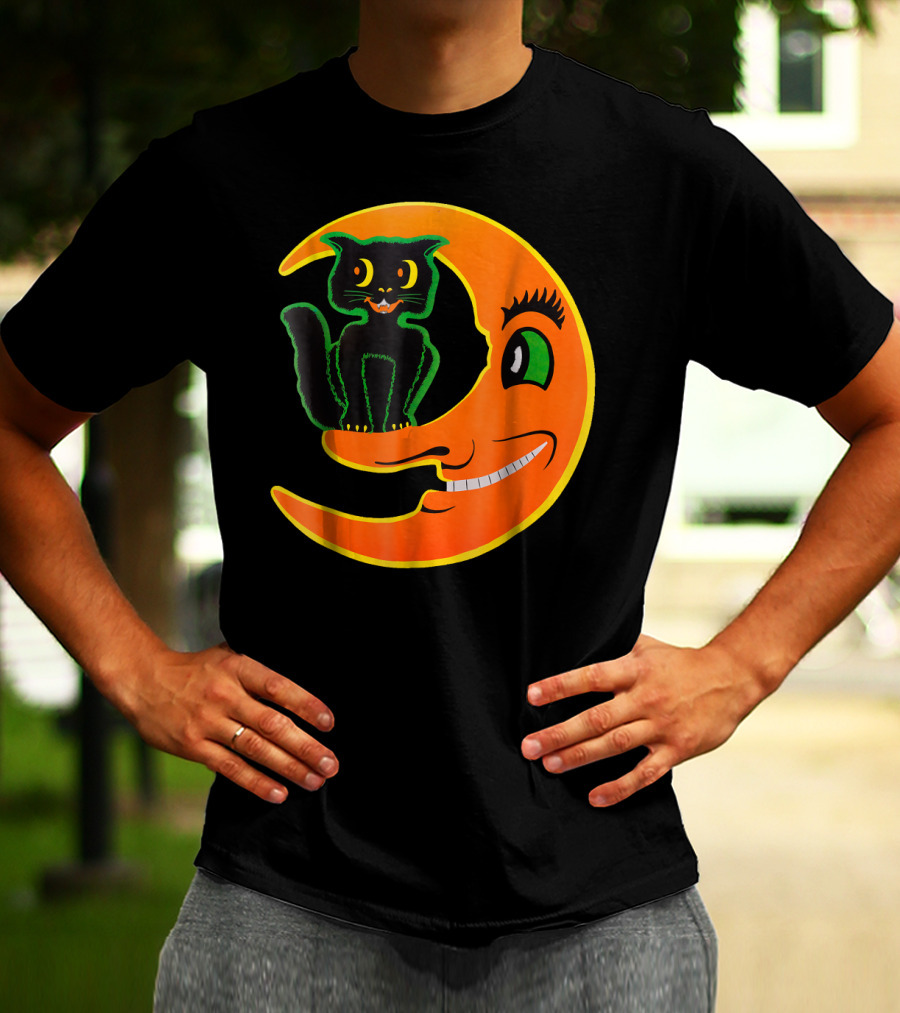 Funny Halloween Cat On Smiling Moon T-Shirt