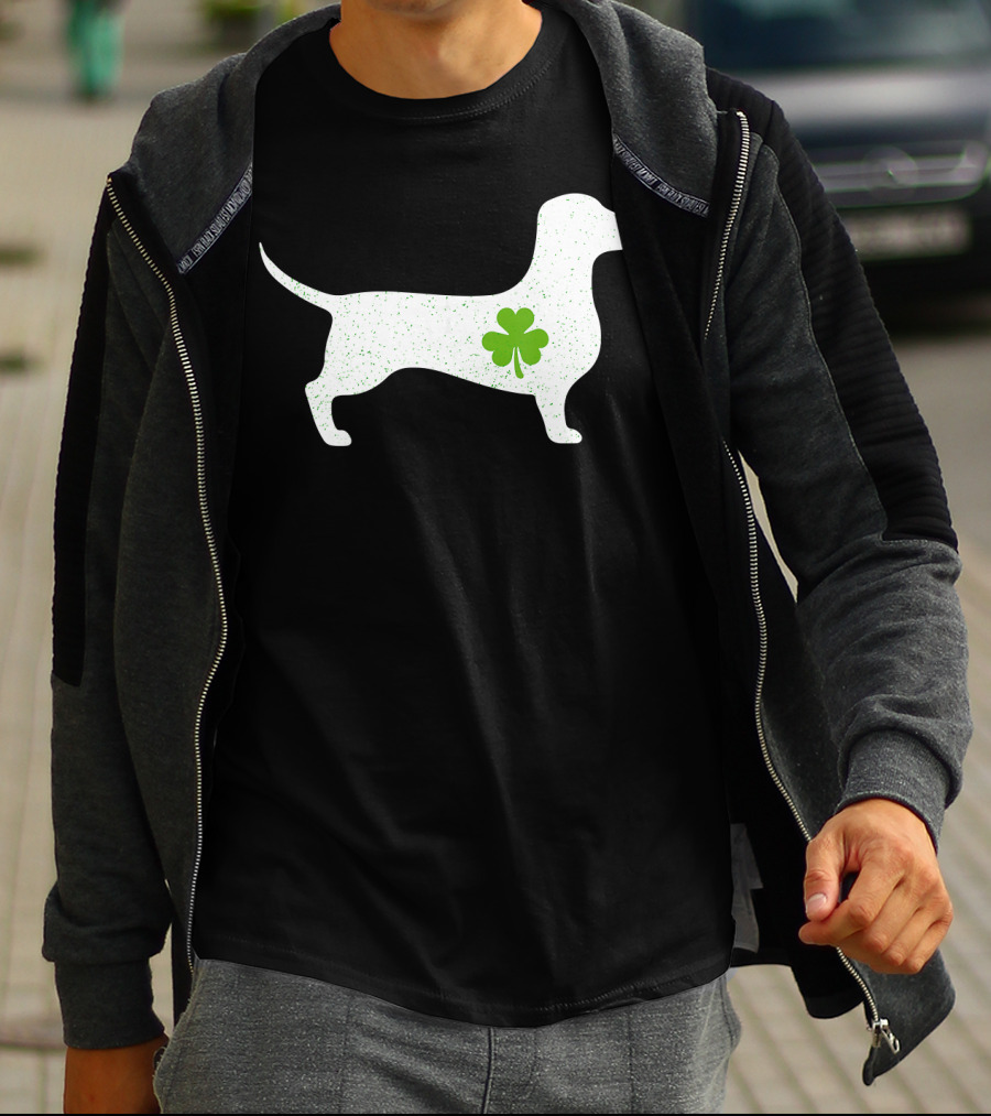 Dachshund St Patricks Day Lucky Mama Mom Dog Shamrock T-Shirt