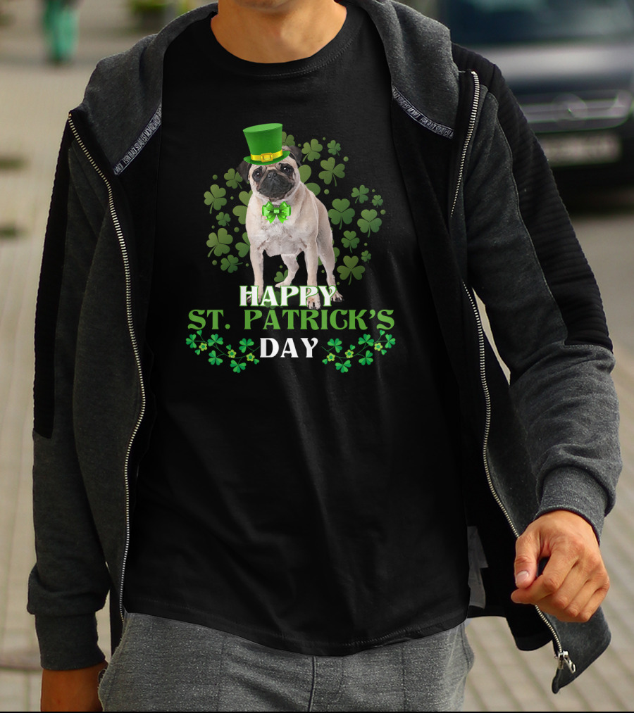 Happy St Patrick's Day Leprechaun Pug With Shamrocks T-Shirt