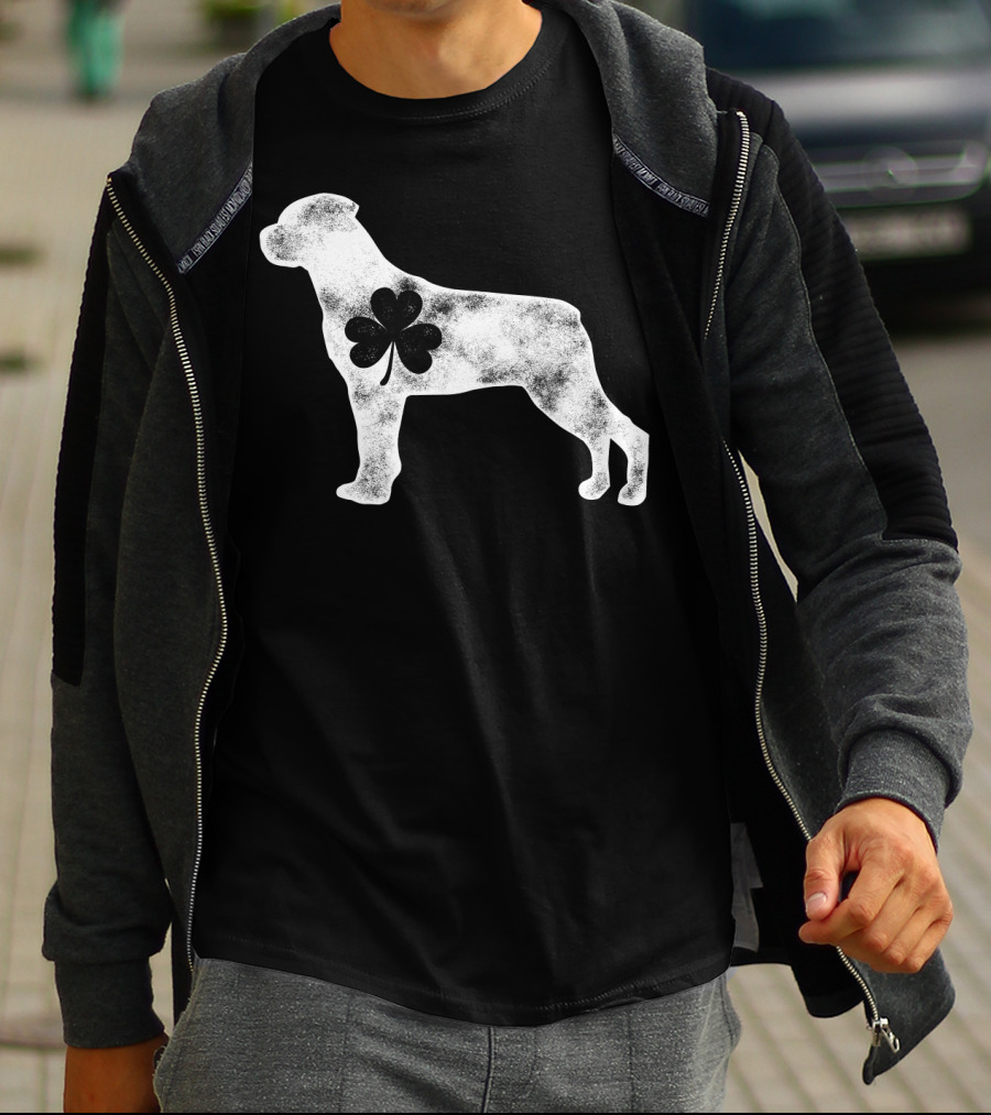 Rottweiler Shamrock St Patricks Day Dog Lover Men T-Shirt
