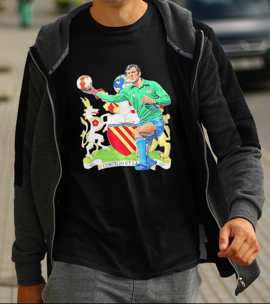 Joe Corrigan Manchester City Goalkeeper Concilio Et Labore Crest T-Shirt