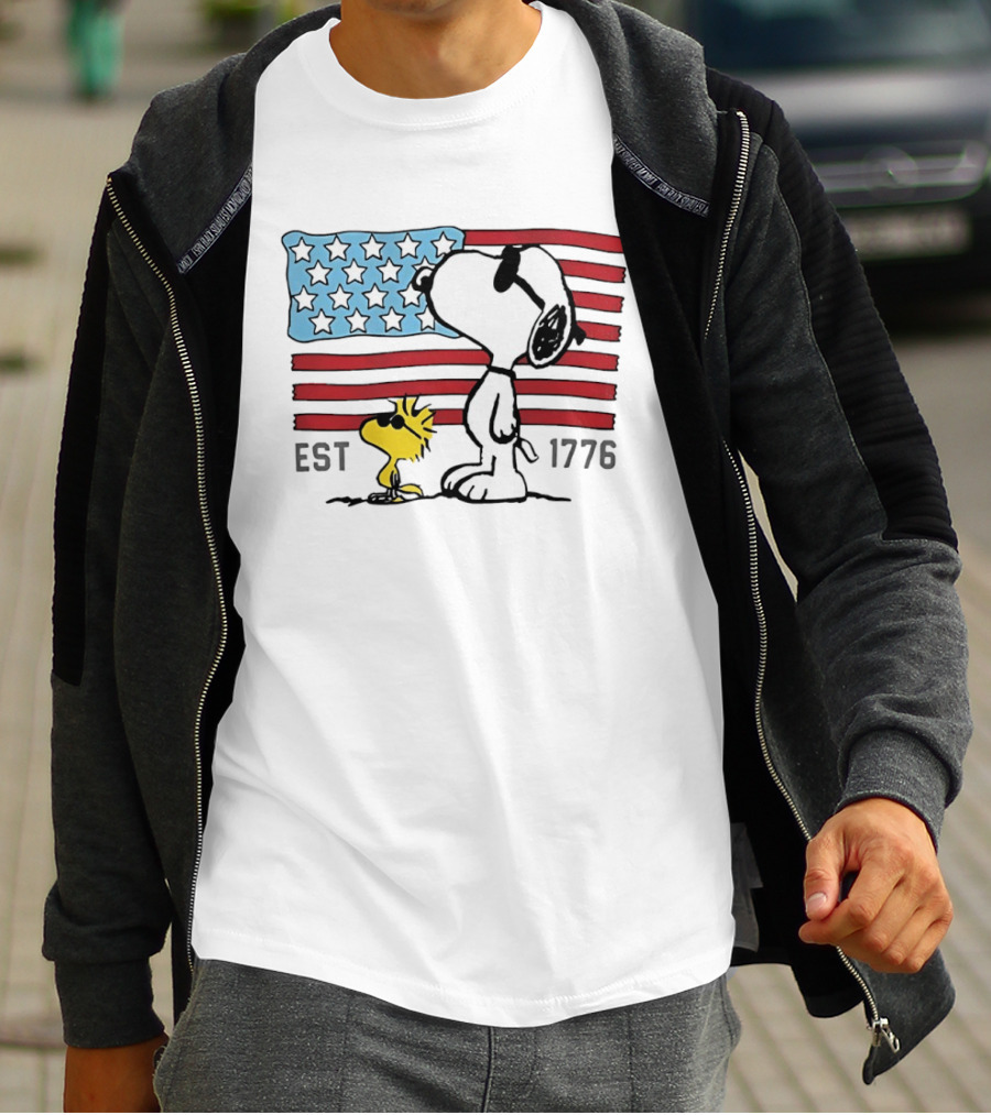 America 250th Anniversary 1776 Snoopy Woodstock With Stars And Stripes T-Shirt