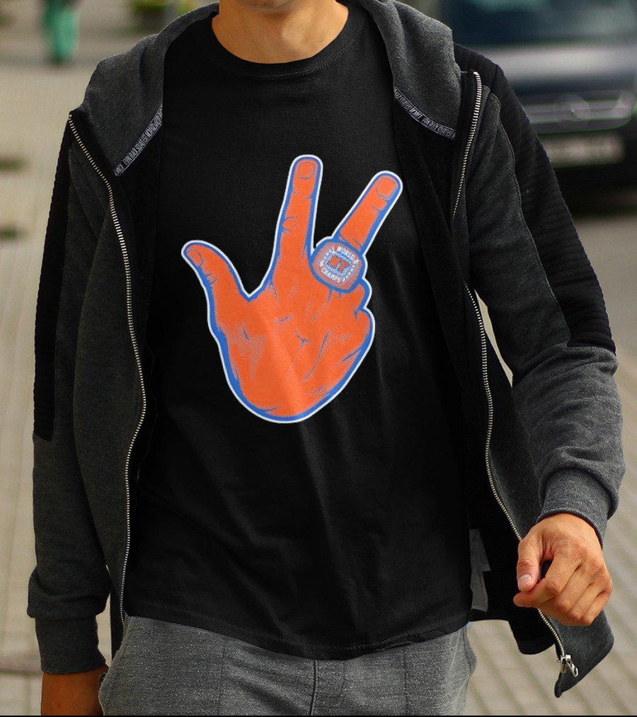 New York Knicks Jalen Brunson Peace Sign Ring Basketball Champion T-Shirt