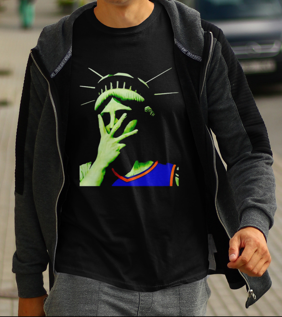 Statue Of Liberty New York Knicks Jersey Facepalm T-Shirt