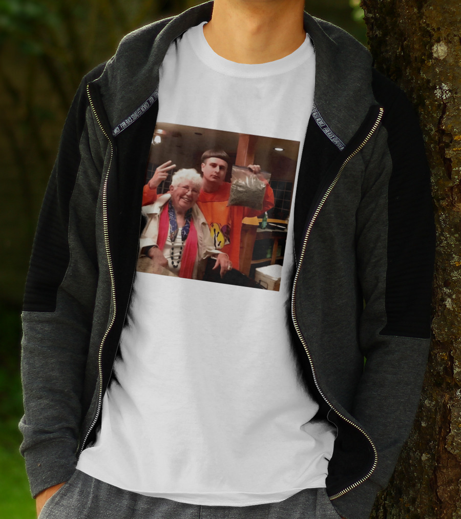 Oliver Tree Weed Grandma Memorial RIP Oliver Tree T-Shirt