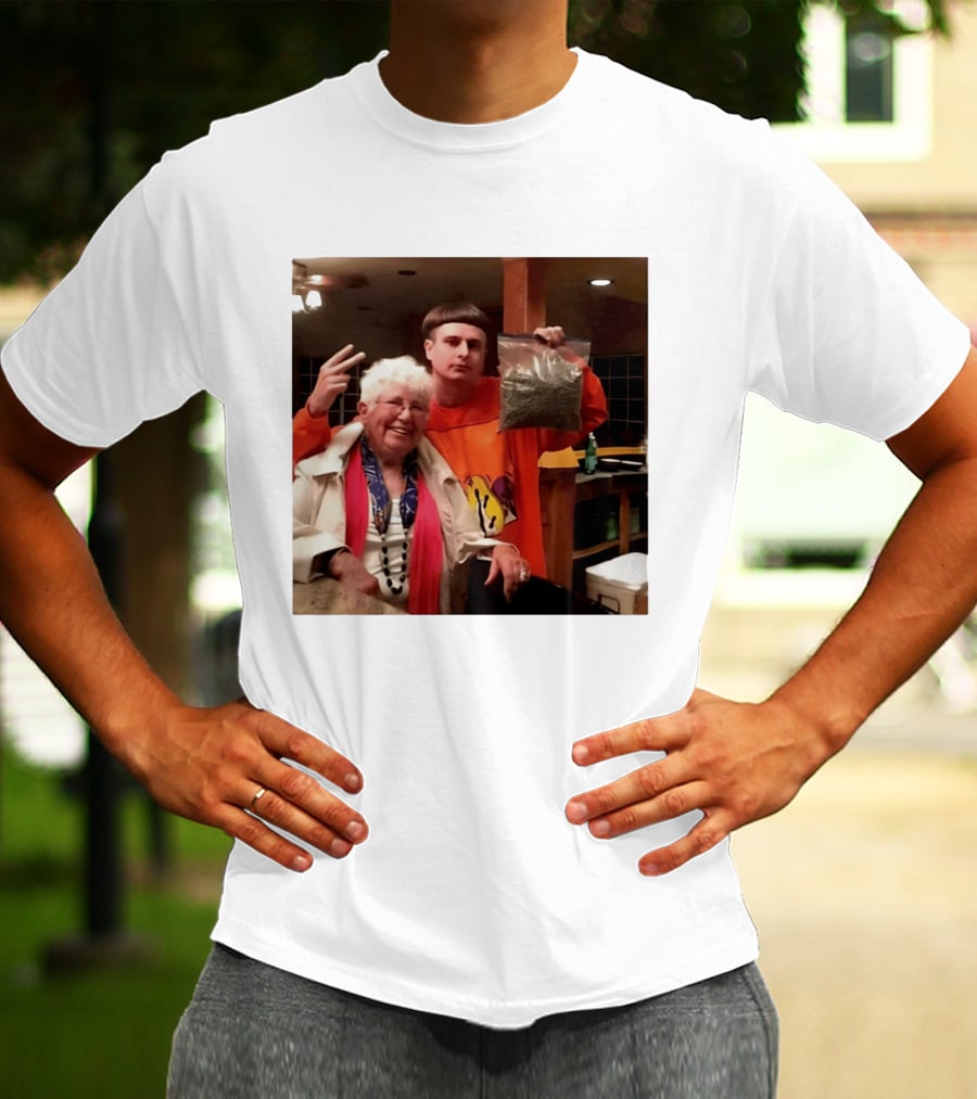 Oliver Tree Weed Grandma Memorial RIP Oliver Tree T-Shirt
