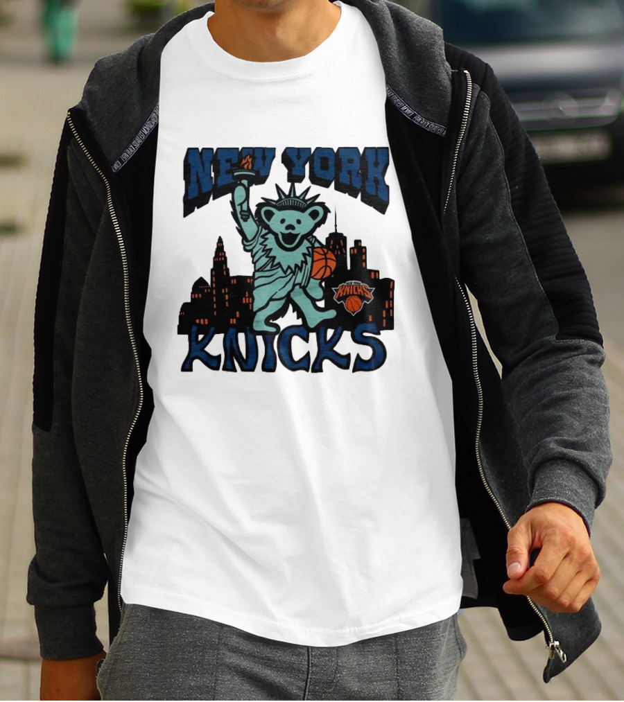 NBA Grateful Dead New York Knicks Bear Liberty Statue T-Shirt