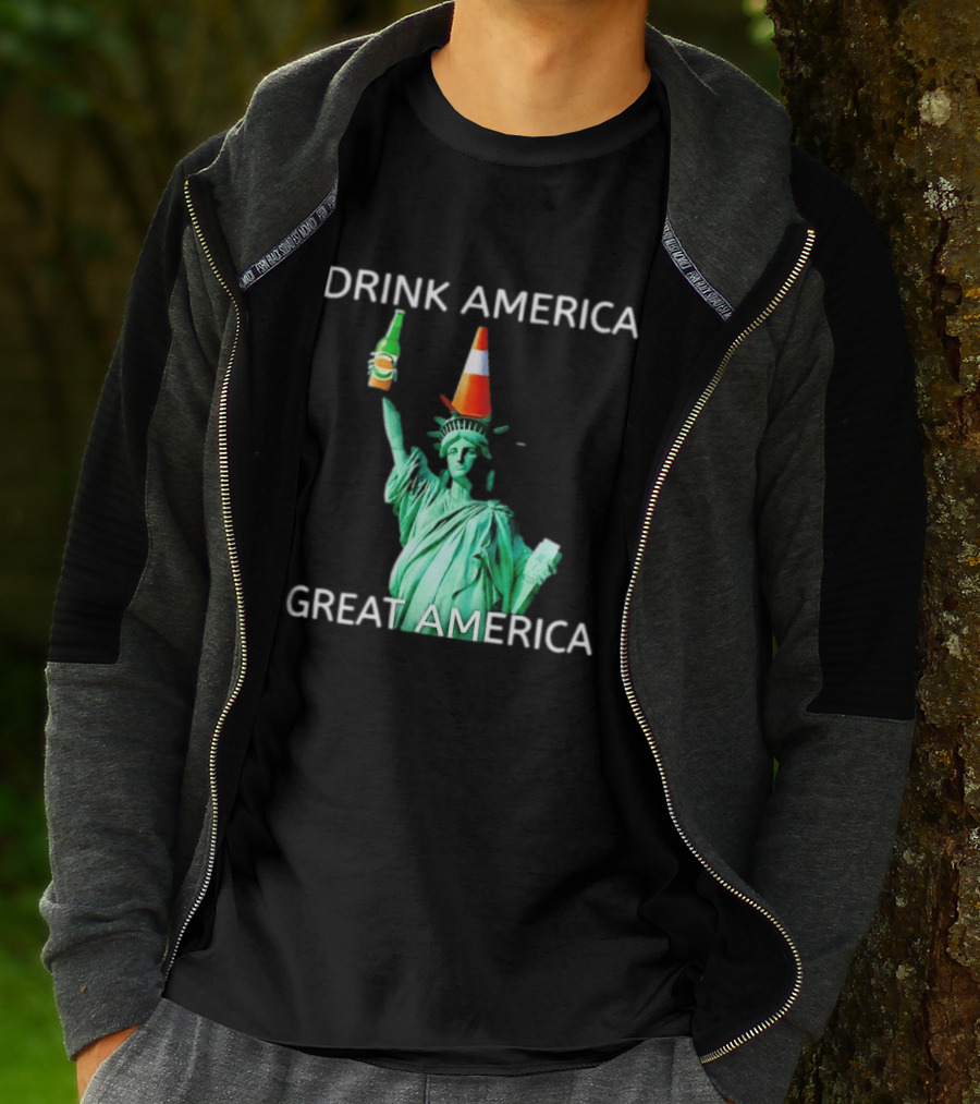 Statue Of Liberty Drink America Great America Traffic Cone Beer Bottle T-Shirt