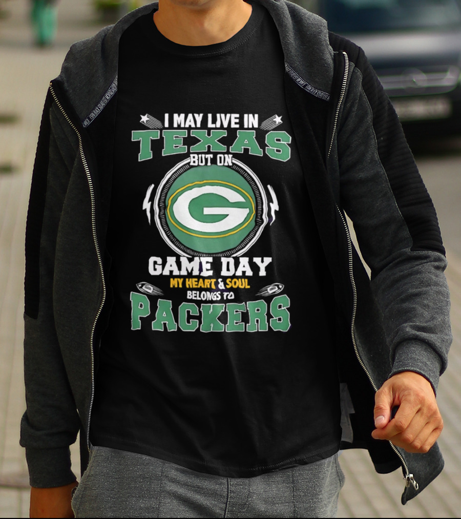 Texas Resident's Heart Belongs To Packers On Game Day T-Shirt