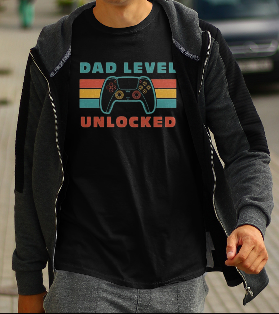 Dad Level Unlocked Father's Day Game Controller Retro Gamer T-Shirt