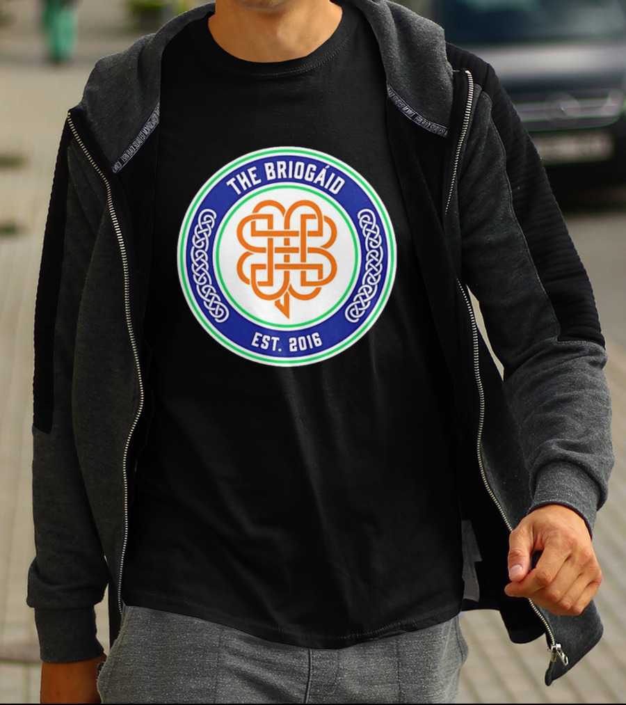 The Briogáid Celtic Knot Emblem EST 2016 T-Shirt