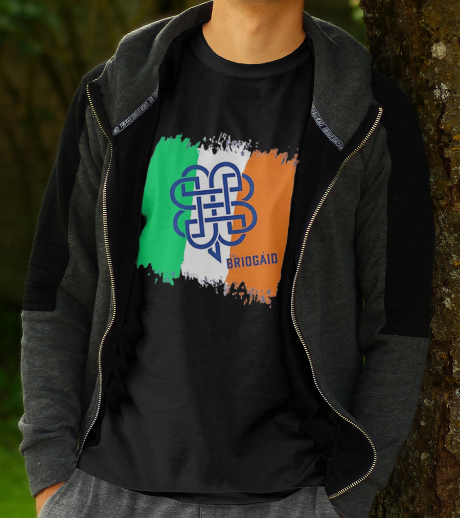 The Briogaid Irish Flag Celtic Knot Clover Ireland Shamrock T-Shirt