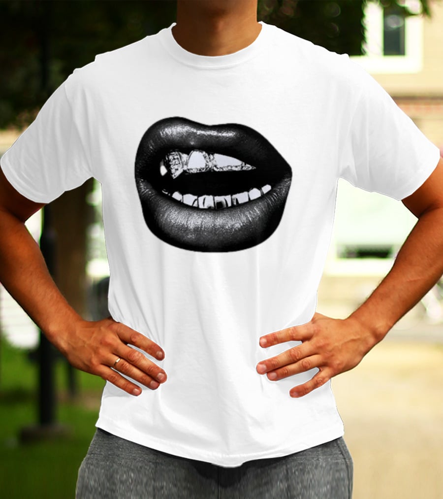 Dallas Cowboys Cheerleaders Black & White Lips Kevin Ozowski T-Shirt