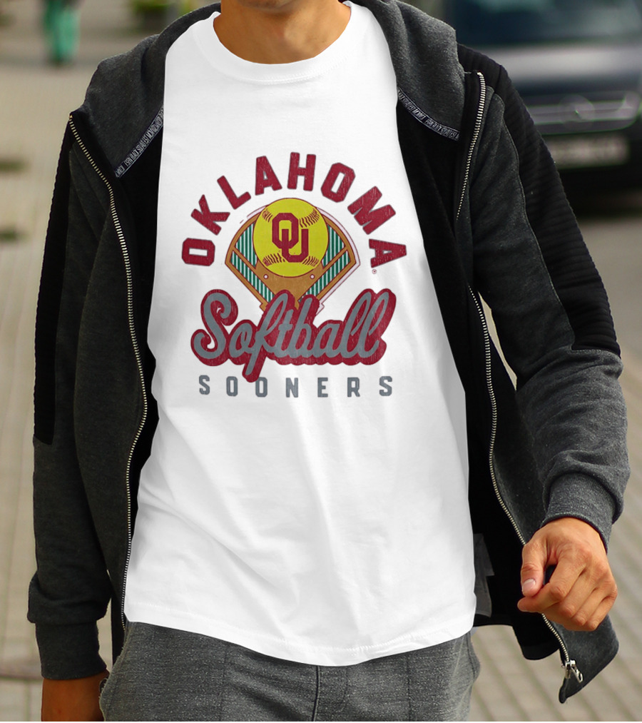 Oklahoma Sooners Softball Baseball Field Team T-Shirt