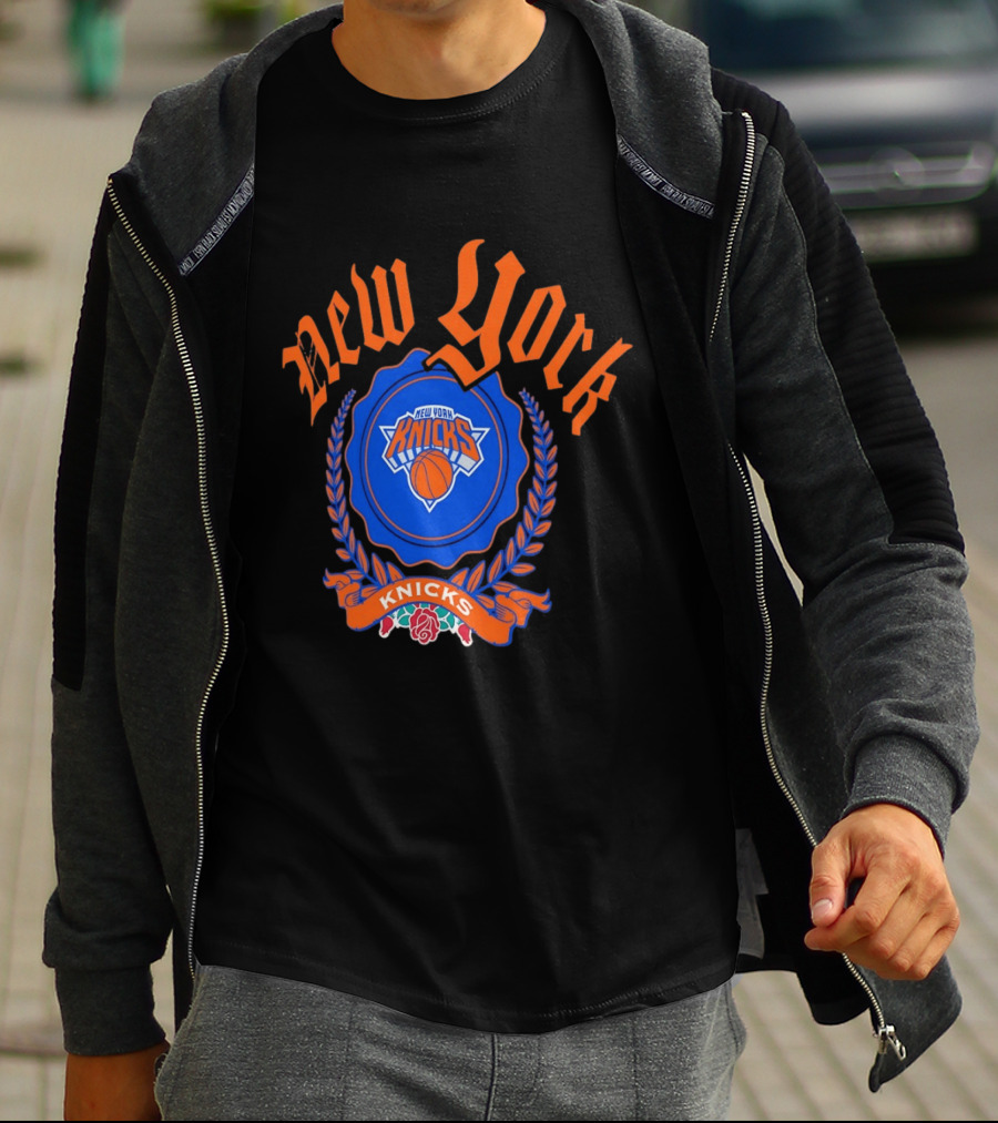 New York Knicks Crest With Rose And Blue T-Shirt