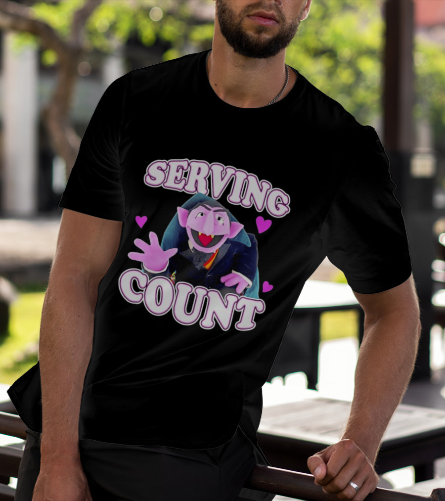 Serving Count Von Count Heart Purple Love T-Shirt