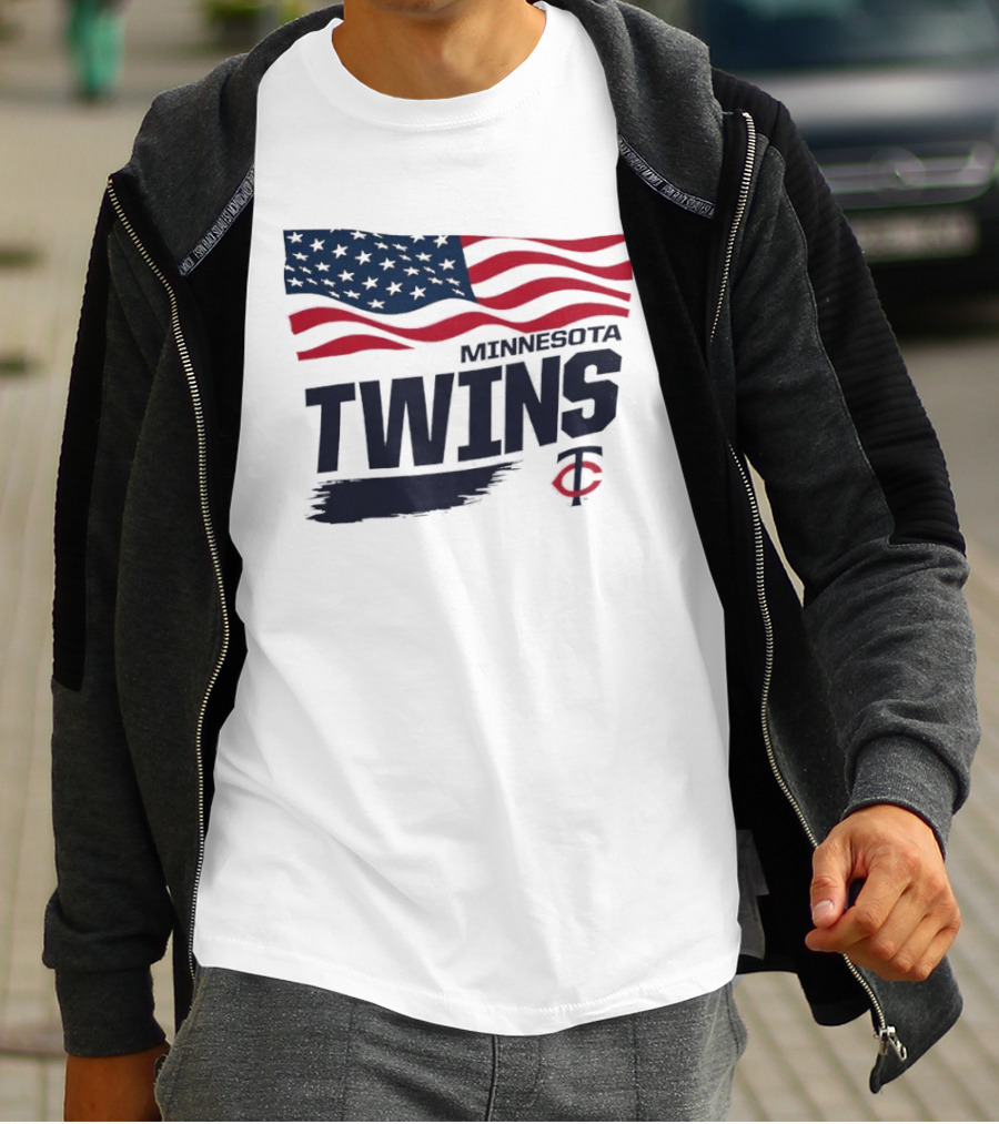 Minnesota Twins Waving American Flag MLB Team T-Shirt