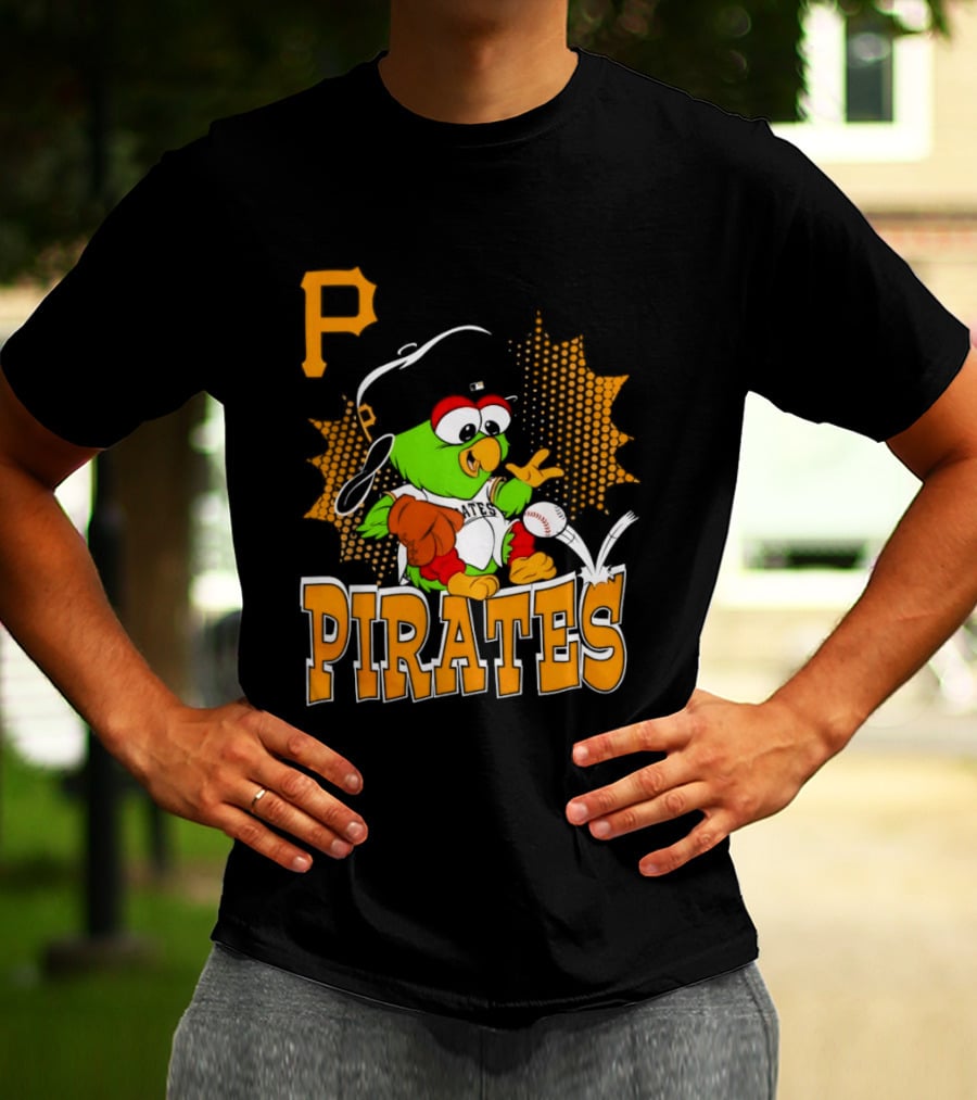 P Pittsburgh Pirates MLB Team Parrot Baseball T-Shirt