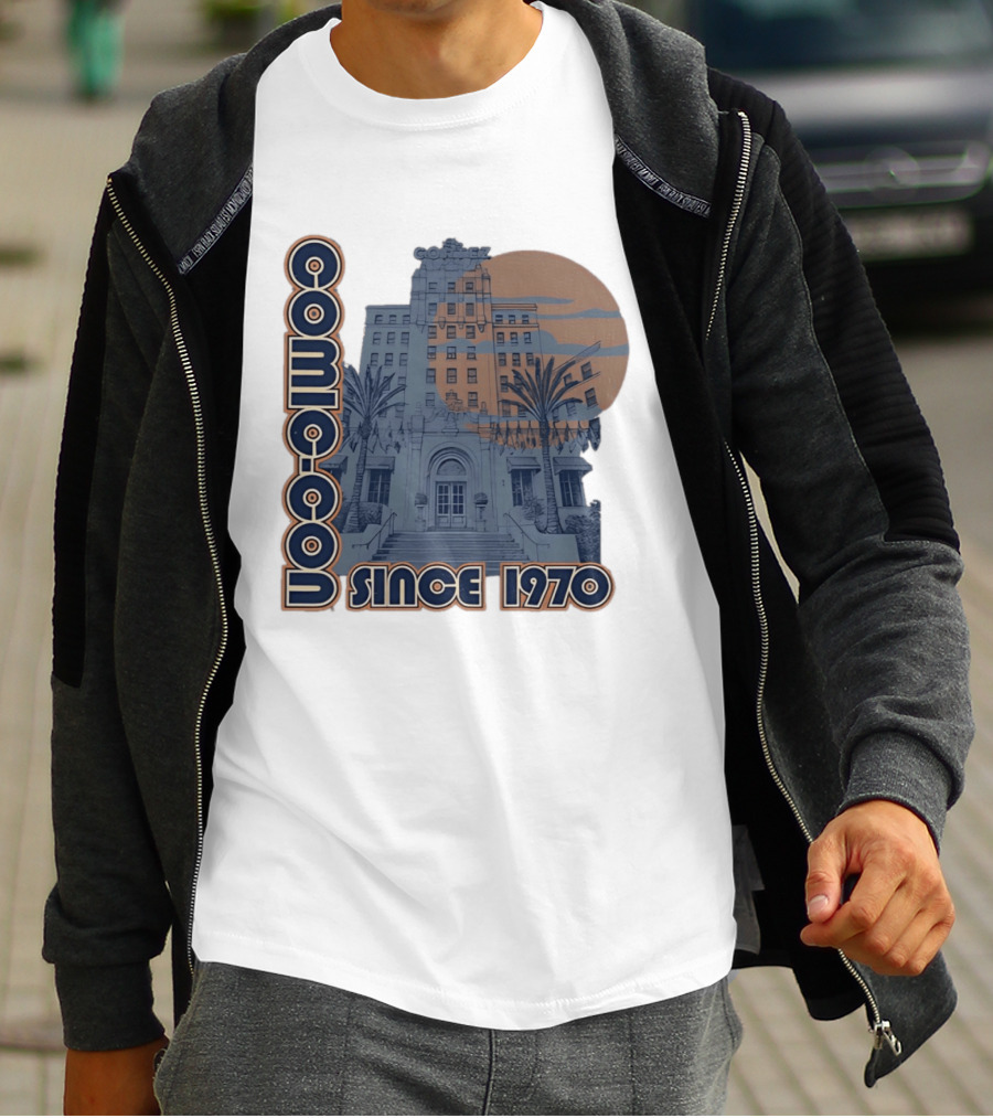 El Cortez Hotel Comic Con Since 1970 Urban Skyline T-Shirt