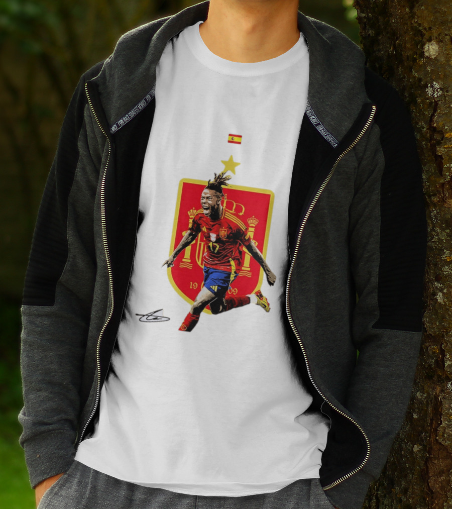 Nico Williams España Número 19 Escudo De La Selección Española Flag T-Shirt