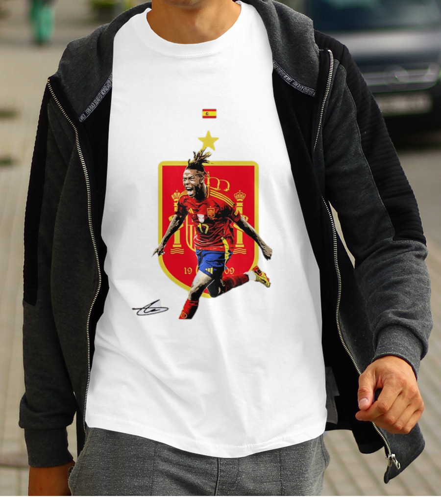 Nico Williams España Número 19 Escudo De La Selección Española Flag T-Shirt