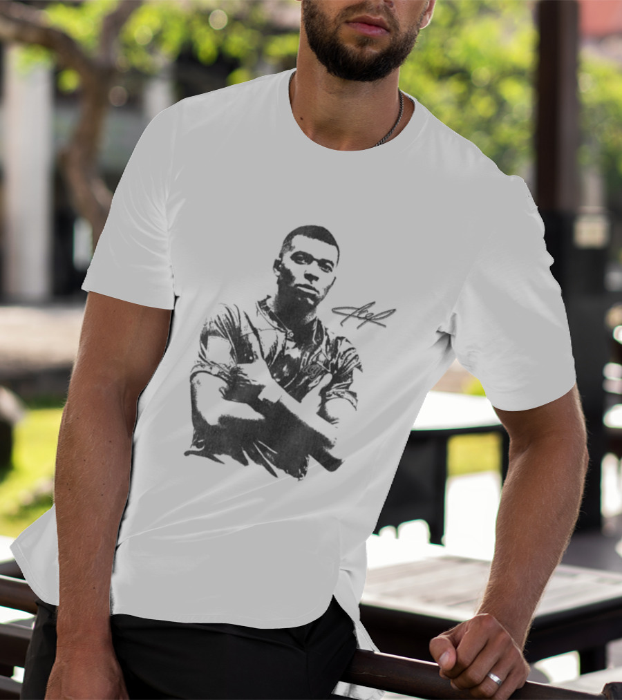 Wearicy Kylian Mbappe Signature Style Football Legend T-Shirt