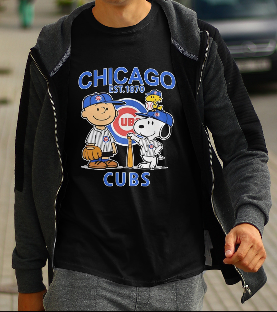 Peanuts Characters Snoopy Woodstock Charlie Brown Chicago Cubs Est 1870 T-Shirt