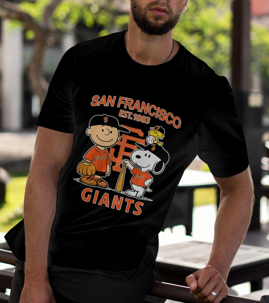 San Francisco Giants Peanuts Snoopy Charlie Brown Woodstock Est 1883 T-Shirt